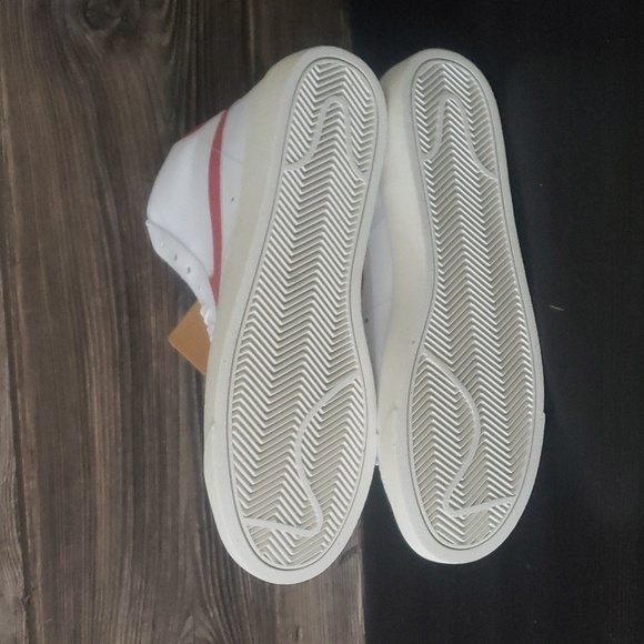 New Nike Blazer Mid 77 Womens Sneakers Size 7 Classic Streetwear Everyday Casual - Picture 8 of 9